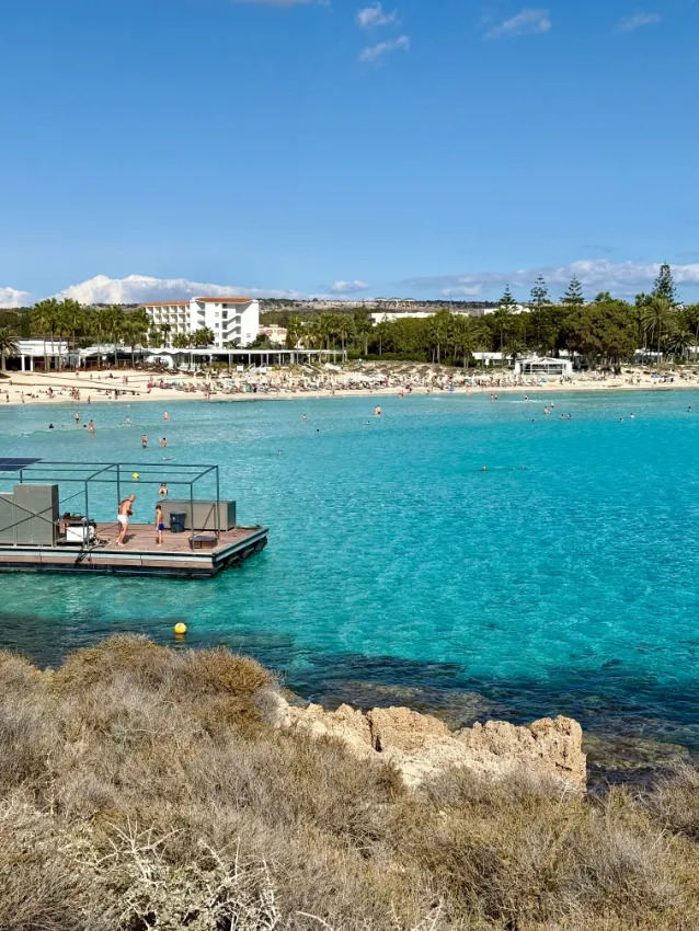 Molo na Nissi beach